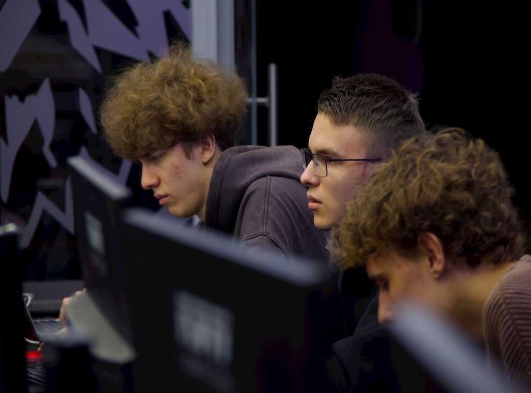 analyzing opponents esports